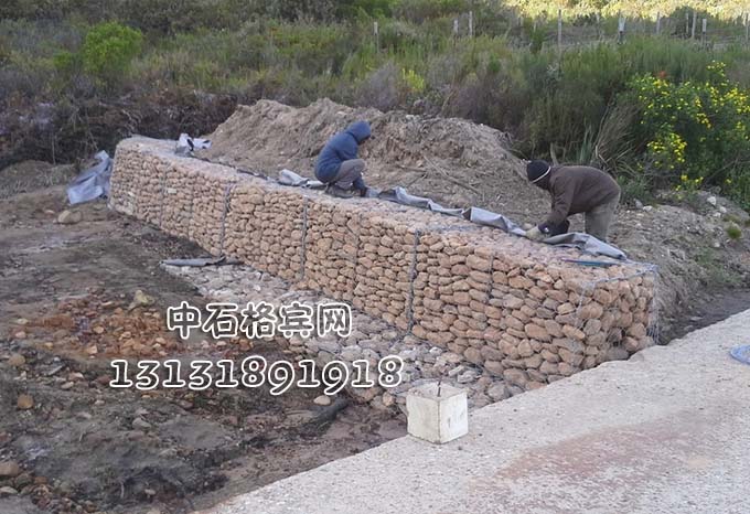 13131891918護(hù)岸鉛絲石籠廠家報(bào)價