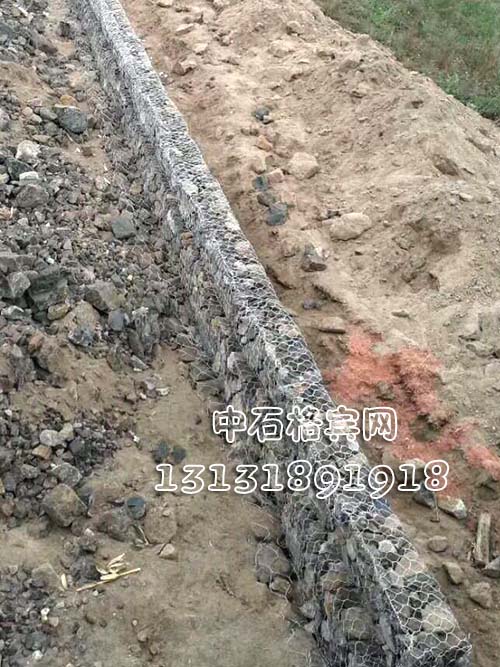 鍍鋅格賓網(wǎng)護(hù)岸價(jià)格規(guī)格13131891918 鍍鋅格賓網(wǎng)護(hù)岸價(jià)格規(guī)格13131891918